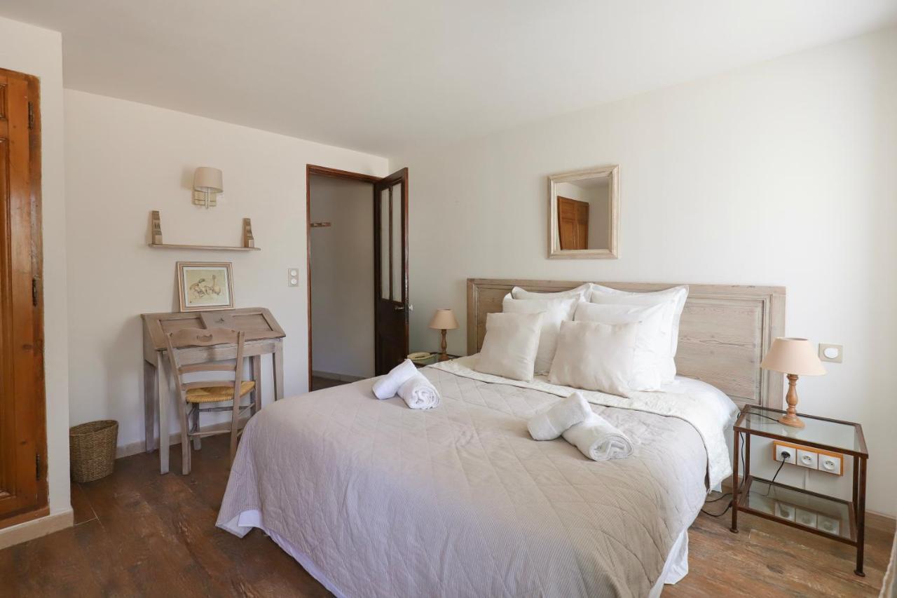 La Ferme De La Huppe Hotell Gordes Exteriör bild