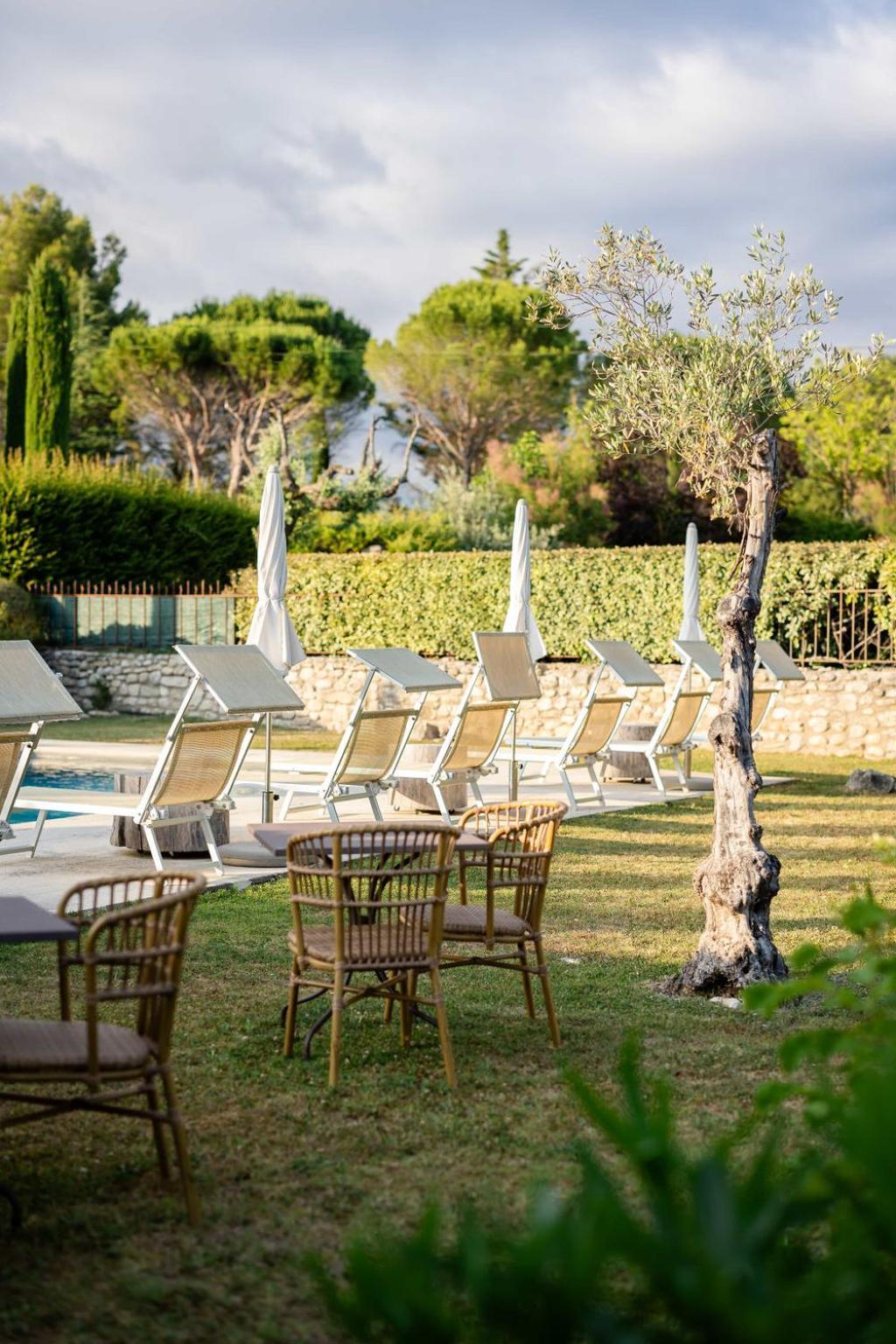 La Ferme De La Huppe Hotell Gordes Exteriör bild